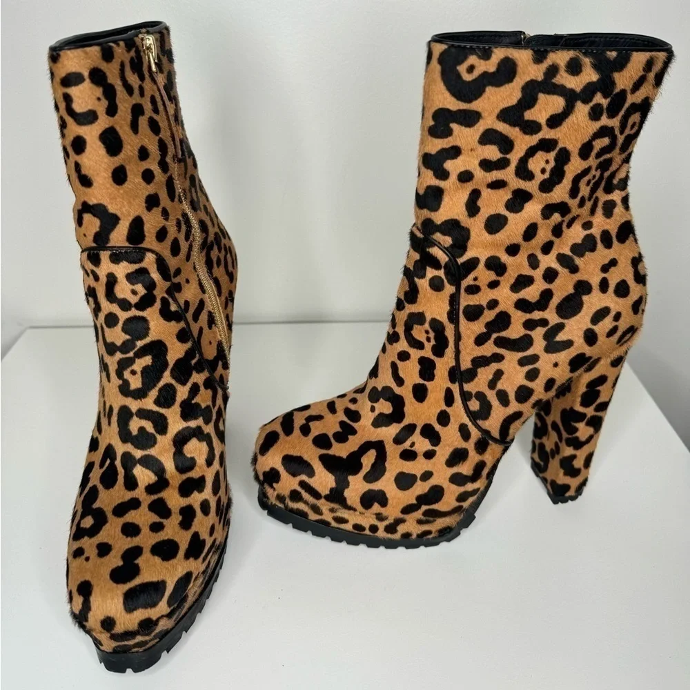 Alice + Olivia Harper Cheetah Print Calf Hair Mid-Calf Platform Boots Size 38.5